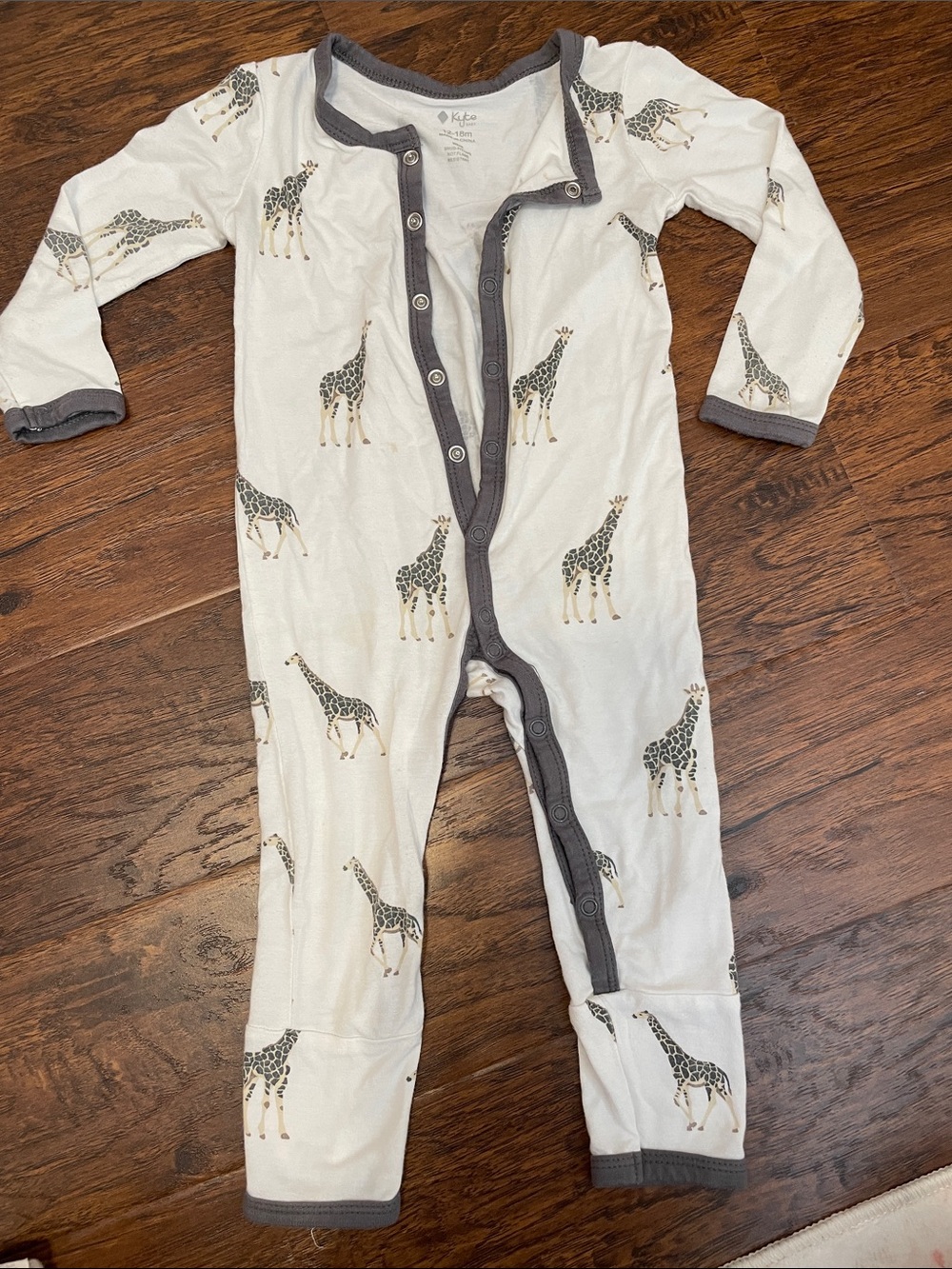 Kyte BABY Cream Giraffe-Print One-Piece with Gray Trim